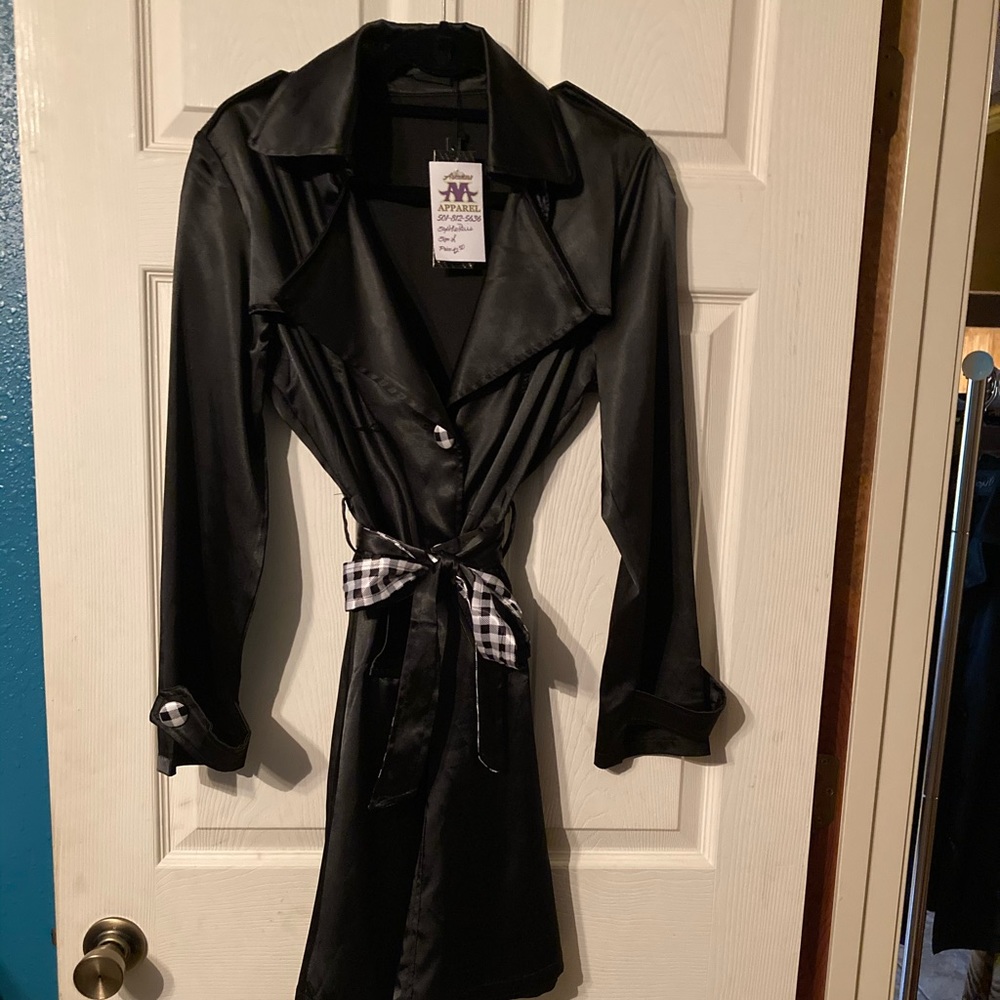 (NWT) NESLAY Black Jacket Large